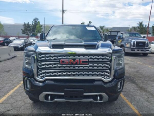 2021 GENERAL MOTORS SIERRA 2500HD 4WD STANDARD BED DENALI D Crew Cab
