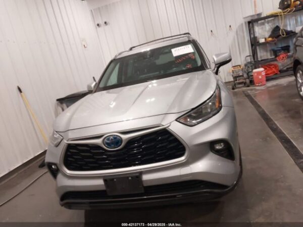 2020 TOYOTA HIGHLANDER HYBRID XLE D Utility