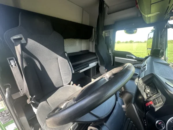 MAN TGX 26 480 6 X 2 Tractor Unit - WU15HNR - Image 3