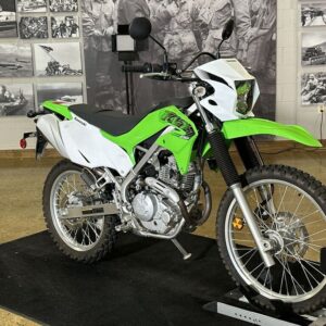 2022 Kawasaki KLX®230R KLX230E GREEN