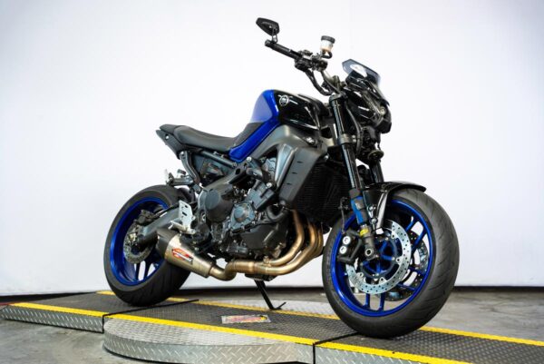2021 Yamaha MT-09 - Image 8