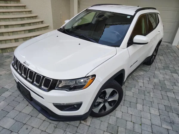 2017 Jeep Compass Latitude 4x4 SUV