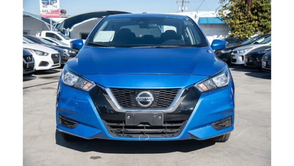 2021 Nissan Versa SV CVT